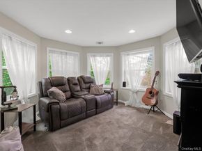 2 Seaview Ledge, Shoreham NY 11786