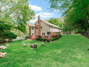 2 Seaview Ledge, Shoreham NY 11786