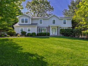4 Crabapple Court, Mount Sinai NY 11766