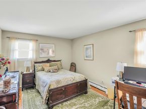 18 Ron Court, Commack NY 11725