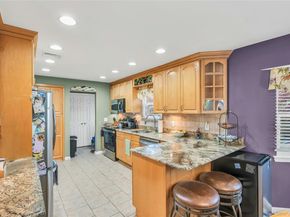 18 Ron Court, Commack NY 11725