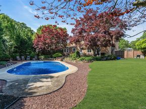 18 Ron Court, Commack NY 11725