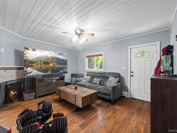10 McGregor Lane, Crompond NY 10517