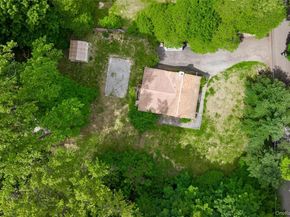 10 McGregor Lane, Crompond NY 10517