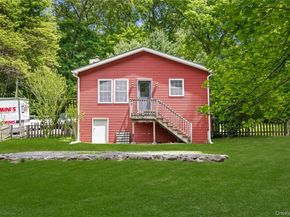 10 McGregor Lane, Crompond NY 10517