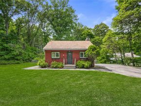 10 McGregor Lane, Crompond NY 10517