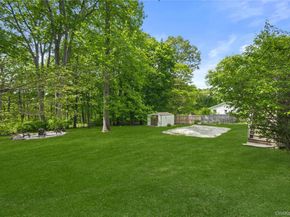 10 McGregor Lane, Crompond NY 10517