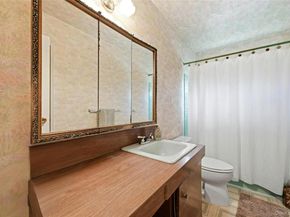 10 Darien Place, East Northport NY 11731