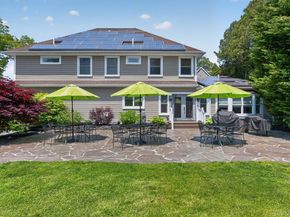 322 Rose Lane, Smithtown NY 11787