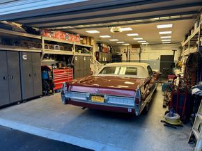 322 Rose Lane, Smithtown NY 11787