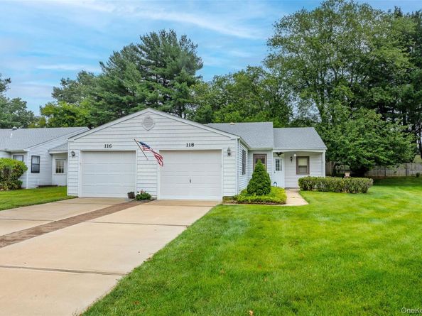 118 Knolls Drive, Stony Brook NY 11790