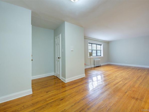 78-35 147th Street 2E, Kew Garden Hills NY 11367