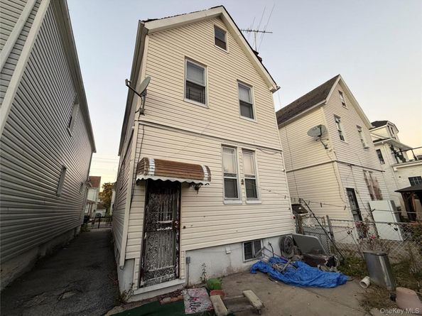 15036 115th Drive, Jamaica NY 11434