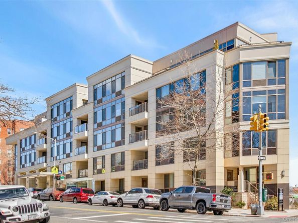 64-05 Yellowstone Boulevard 206AS, Forest Hills NY 11375