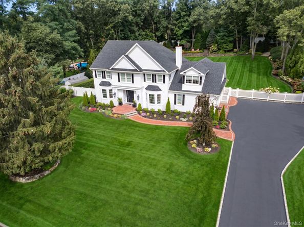 60 Elderwood Drive, Saint James NY 11780