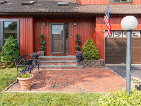 20 Debragga Avenue, East Moriches NY 11940
