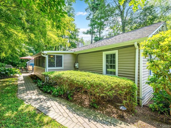 12 Lakeview Drive, Yorktown Heights NY 10598