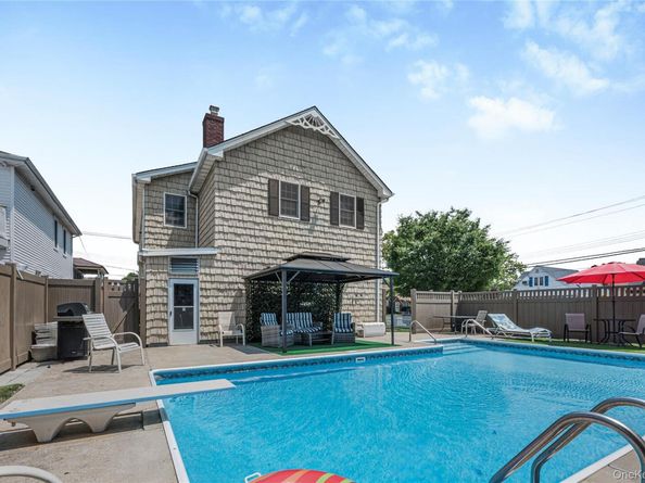 87-17 157th Avenue, Howard Beach NY 11414