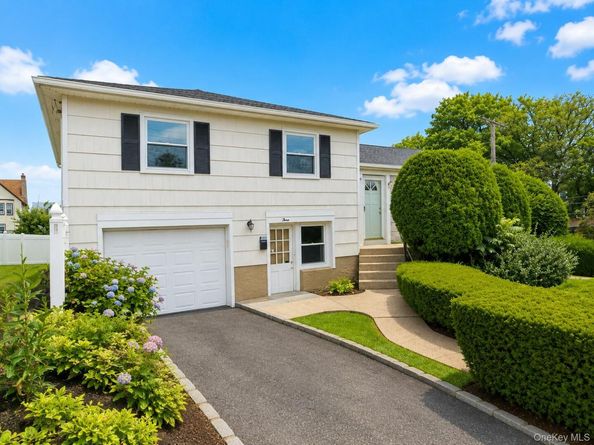 3 Soundview Street, New Rochelle NY 10805