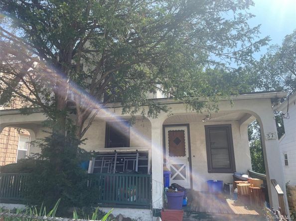 37 S 14th Avenue, Mount Vernon NY 10550