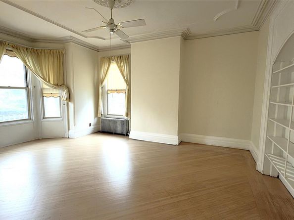 115 Glenwood Avenue, Yonkers NY 10701