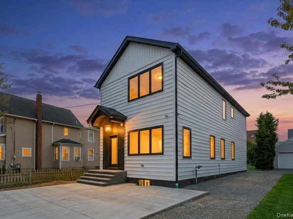 994 Singleton Avenue, Woodmere NY 11598