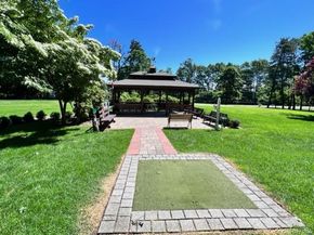 134 Eastbourne Court 134D, Ridge NY 11961