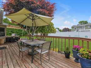 31 Sherwood Drive, East Islip NY 11730