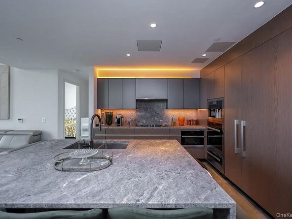 133-36 37th Avenue PH3B, Flushing NY 11354