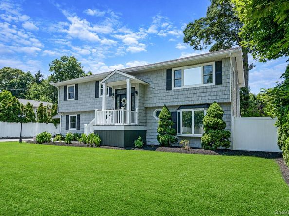 146 Rose Drive, Ronkonkoma NY 11779