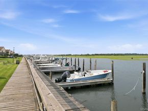 1 Anchorage Way 111, Freeport NY 11520