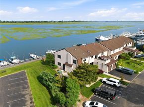 1 Anchorage Way 111, Freeport NY 11520