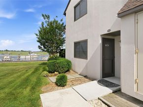 1 Anchorage Way 111, Freeport NY 11520