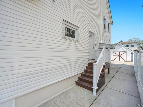 8638 232nd Street, Queens Village NY 11427