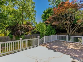 9 Phoenix Road, Rocky Point NY 11778