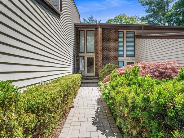 2 Maple Run Drive, Jericho NY 11753