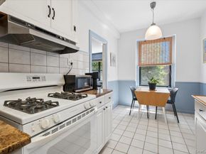 143 Garth Road 5L, Scarsdale NY 10583