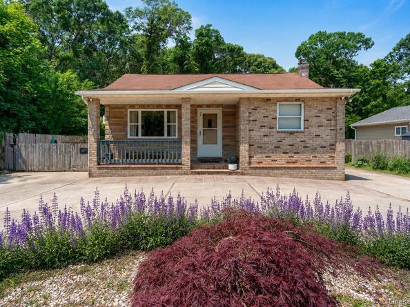 32 Juniper Avenue, Patchogue NY 11772