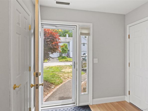 1406 Sara Circle, Port Jefferson Station NY 11776