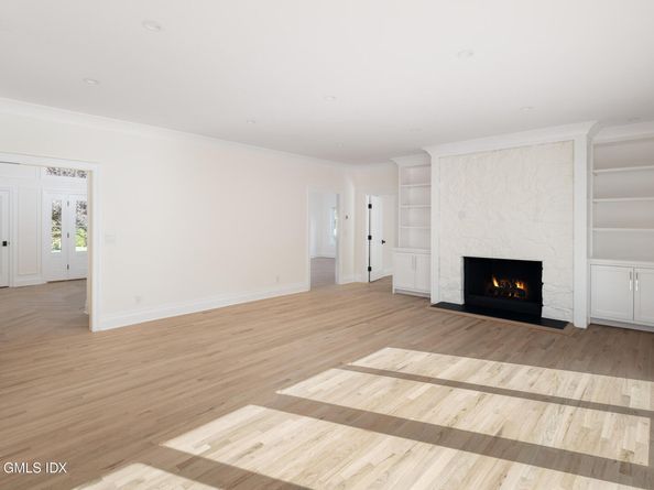 19 Stone Fence Lane, Stamford CT 06903