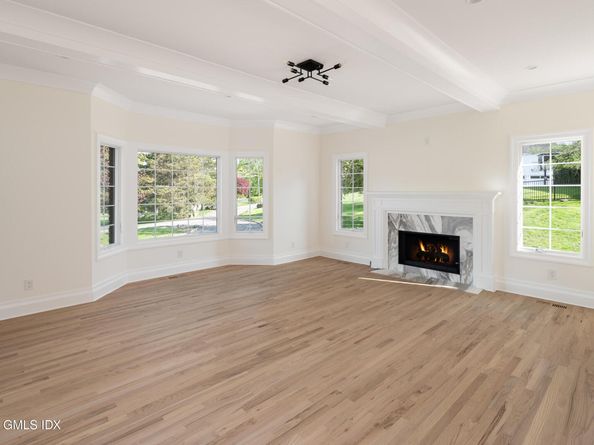 19 Stone Fence Lane, Stamford CT 06903