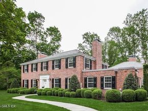 60 Meadow Road, Riverside CT 06878