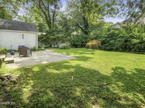 33 Halsey Drive, Old Greenwich CT 06870