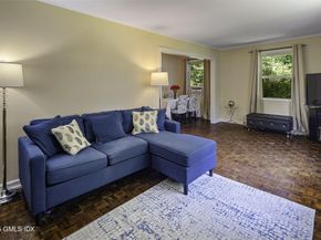 33 Halsey Drive, Old Greenwich CT 06870