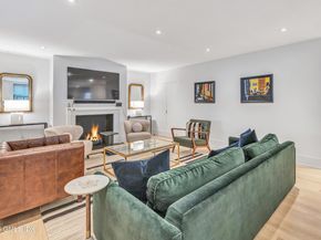 11 Lafayette Court 1C, Greenwich CT 06830