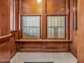 11 Lafayette Court 1C, Greenwich CT 06830