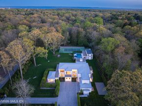 8 Fox Run Lane, Greenwich CT 06831
