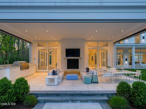 8 Fox Run Lane, Greenwich CT 06831