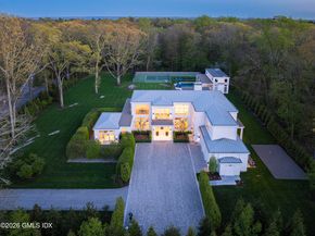 8 Fox Run Lane, Greenwich CT 06831