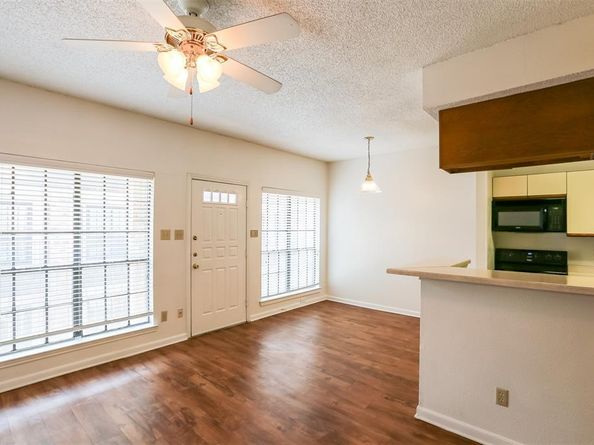 912 W 22nd ST 208, Austin TX 78705